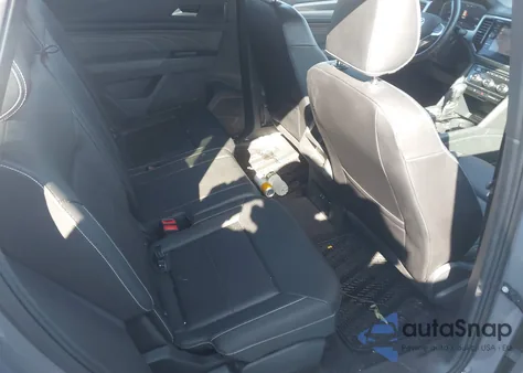 2023 Volkswagen Atlas Cross Sport 2.0T Sel R-Line Black from USA, damaged, VIN 1V2SC2CA6PC206219